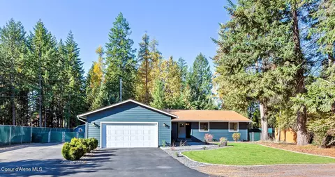 12925 N Ferndale Dr, Hayden, ID 83835