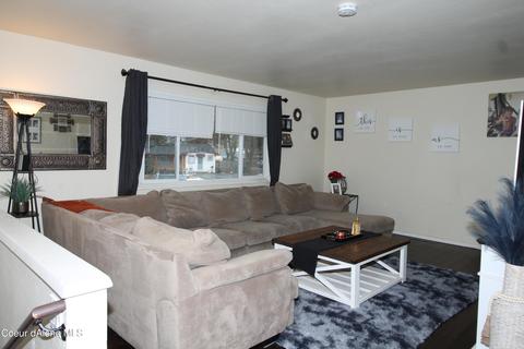 507 E 9th Ave, Post Falls, ID 83854 photo 2