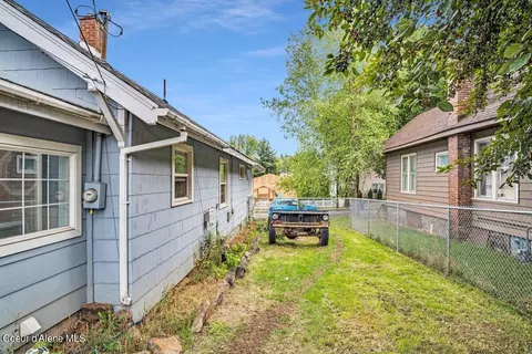 Exterior - 318 Maple St, Kellogg, ID 83837 photo 4 of 5
