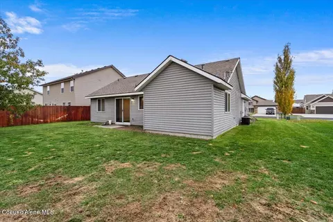 Exterior - 2034 E Dipper Loop, Post Falls, ID 83854 photo 6 of 6