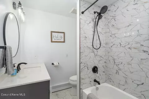 22 Buckham Rd, Pinehurst, ID 83850 photo 5