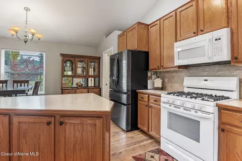 4641 E Mossberg Cir, Post Falls, ID 83854 photo 11