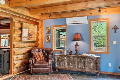 Entry Way - 57 Maxie Ln, Sandpoint, ID 83864 photo 5 of 7