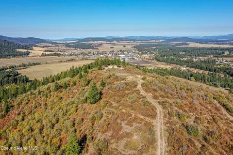 5 Agency Road, Plummer, ID 83851