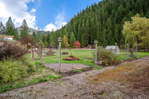 Exterior - 104 Tomsche Ave, Wallace, ID 83873 photo 9 of 18