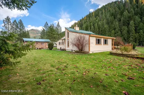 Exterior - 104 Tomsche Ave, Wallace, ID 83873 photo 5 of 18