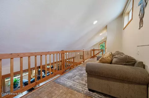 Entry Way - 104 Tomsche Ave, Wallace, ID 83873 photo 4 of 4