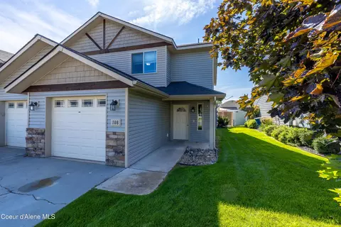 108 E Maryanna Ln, Hayden, ID 83835