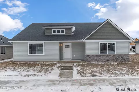 6246 W Bowmore Ln, Rathdrum, ID 83858