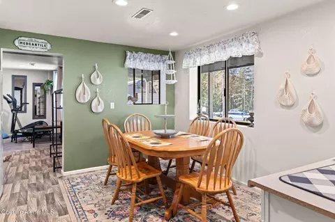 Dining - 237 Geenen Rd, Cocolalla, ID 83813 photo 8 of 8