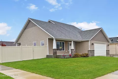 6602 W Conner St, Rathdrum, ID 83858