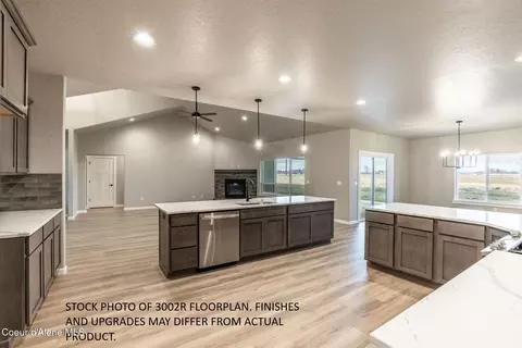 Kitchen - 7609 E Duke Ln, Athol, ID 83801 photo 4 of 4