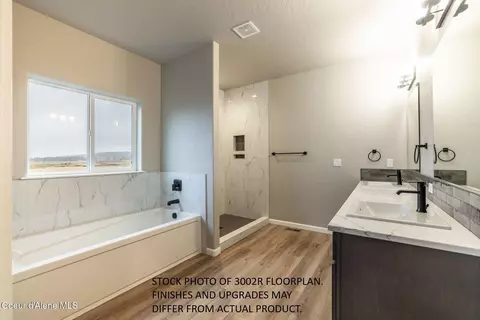 Bath - 7609 E Duke Ln, Athol, ID 83801 photo 1 of 3