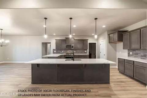 Kitchen - 7609 E Duke Ln, Athol, ID 83801 photo 2 of 4