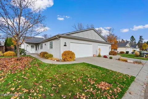 329 E Jeffrey Pine Ln, Coeur D'alene, ID 83815
