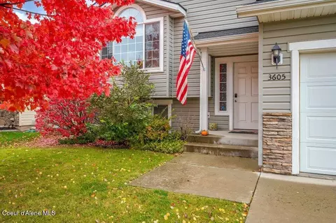 3605 E White Sands Ln, Post Falls, ID 83854