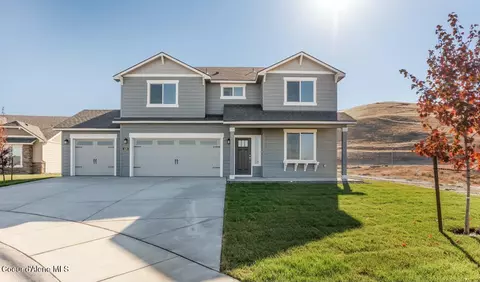 13709 N Apex Way, Hayden, ID 83835