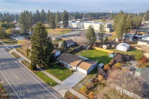 411 E 15th Ave, Post Falls, ID 83854 photo 3