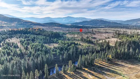 1382 Copperhead Ln, Santa, ID 83866 photo 7