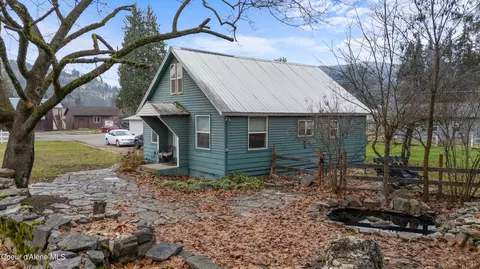 205 S 4th Ave, Clark Fork, ID 83811 photo 1