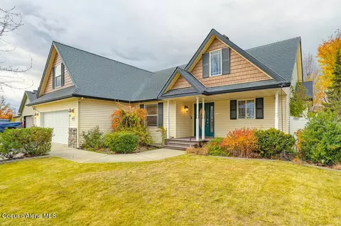 2499 W Blueberry Cir, Hayden, ID 83835
