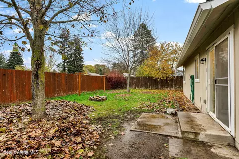 Exterior - 155 E Ryan Dr, Hayden, ID 83835 photo 3 of 5