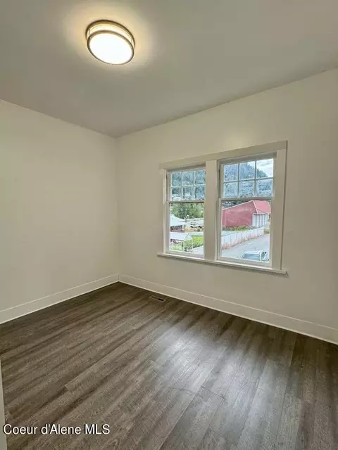 Bedroom - 211 5th St, Mullan, ID 83846 photo 2 of 2