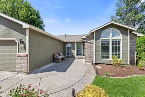 425 N Garry Dr, Liberty Lake, WA 99019