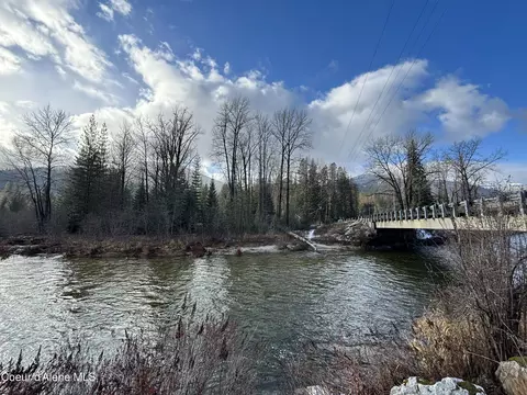 4774 Upper Pack River Rd, Sandpoint, ID 83864 photo 2