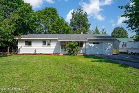 263 W Vicki Ave, Hayden, ID 83835