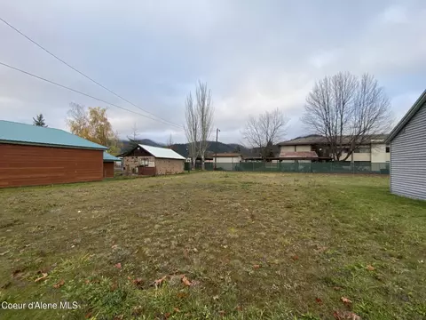 464 Railroad Ave, Kellogg, ID 83837