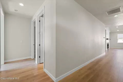 Entry Way - 4511 E Corsac Fox Ave, Post Falls, ID 83854 photo 1 of 2