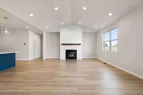 Living - 4511 E Corsac Fox Ave, Post Falls, ID 83854 photo 2 of 2