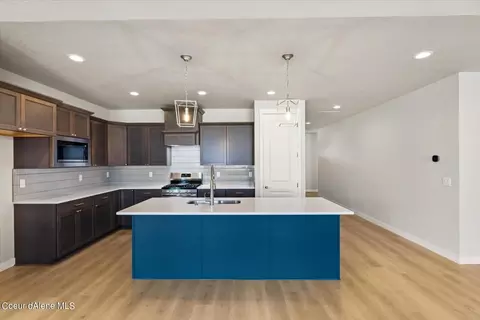 Kitchen - 4511 E Corsac Fox Ave, Post Falls, ID 83854 photo 2 of 6