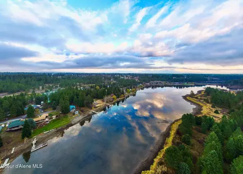 6972 W Salishan Way, Spirit Lake, ID 83869