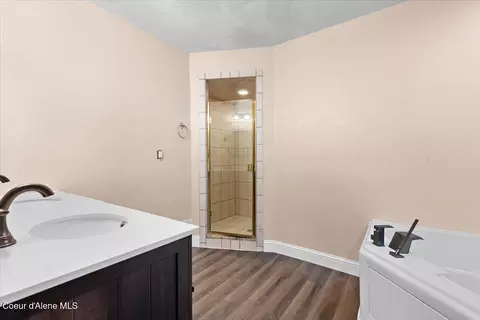 Bath - 2697 N Distant Star Rd, Post Falls, ID 83854 photo 2 of 2