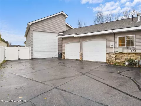 Exterior - 2697 N Distant Star Rd, Post Falls, ID 83854 photo 3 of 10