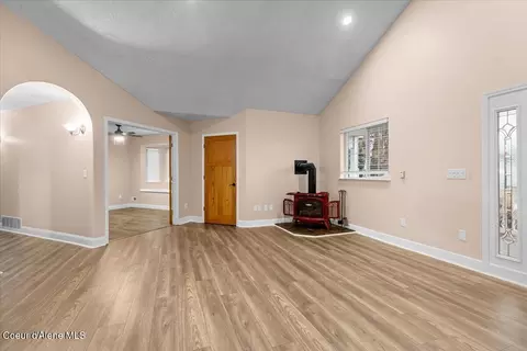 Living - 2697 N Distant Star Rd, Post Falls, ID 83854 photo 2 of 4