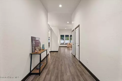 Entry Way - 2052 E Plaza Ct, Post Falls, ID 83854 photo 1 of 1