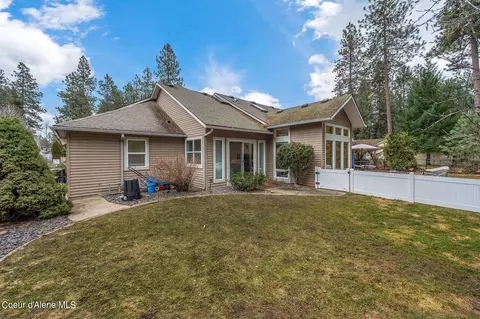 Exterior - 722 S Ithaca St, Post Falls, ID 83854 photo 6 of 9