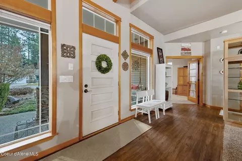 Living - 722 S Ithaca St, Post Falls, ID 83854 photo 5 of 5