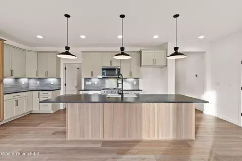 Kitchen - 1316 E Percival Ave, Post Falls, ID 83854 photo 1 of 5