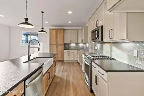 Kitchen - 1316 E Percival Ave, Post Falls, ID 83854 photo 5 of 5