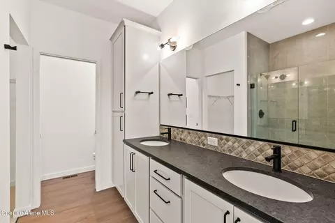 Bath - 1316 E Percival Ave, Post Falls, ID 83854 photo 1 of 5