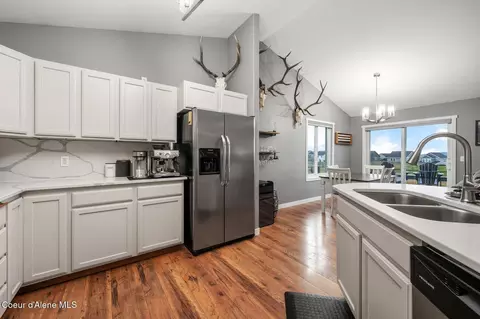 Kitchen - 3425 N Ping Rd, Post Falls, ID 83854 photo 2 of 2