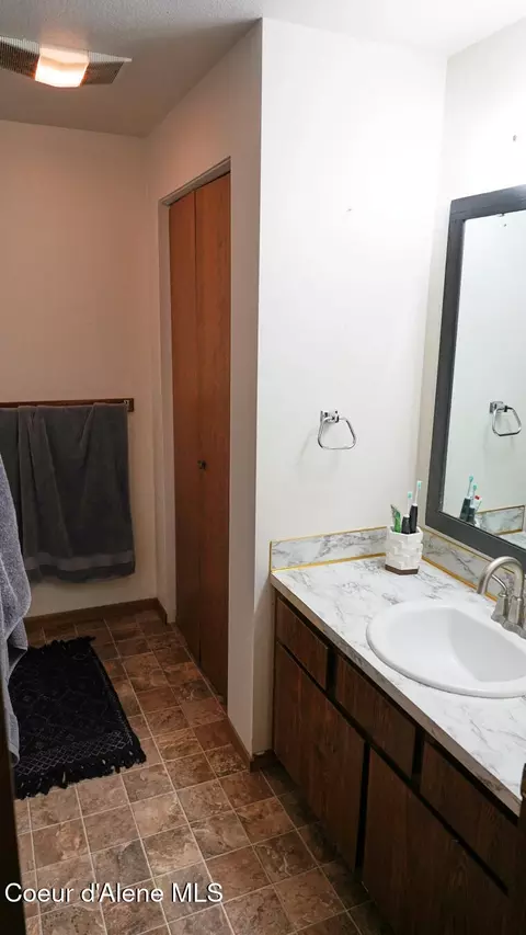 Bath - 1903 E 1st Ave, Post Falls, ID 83854 photo 4 of 4