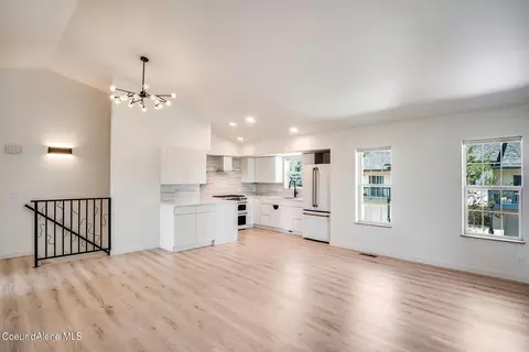 1905 Arbor Way, Sandpoint, ID 83864