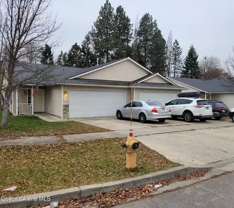 128 E 132 E Jadynn Ct, Hayden, ID 83835