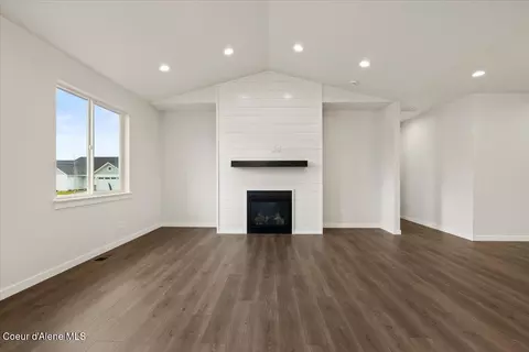3439 N Cyprus Fox Loop, Post Falls, ID 83854 photo 12