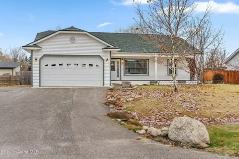 62 Schissler Ln, Kootenai, ID 83840